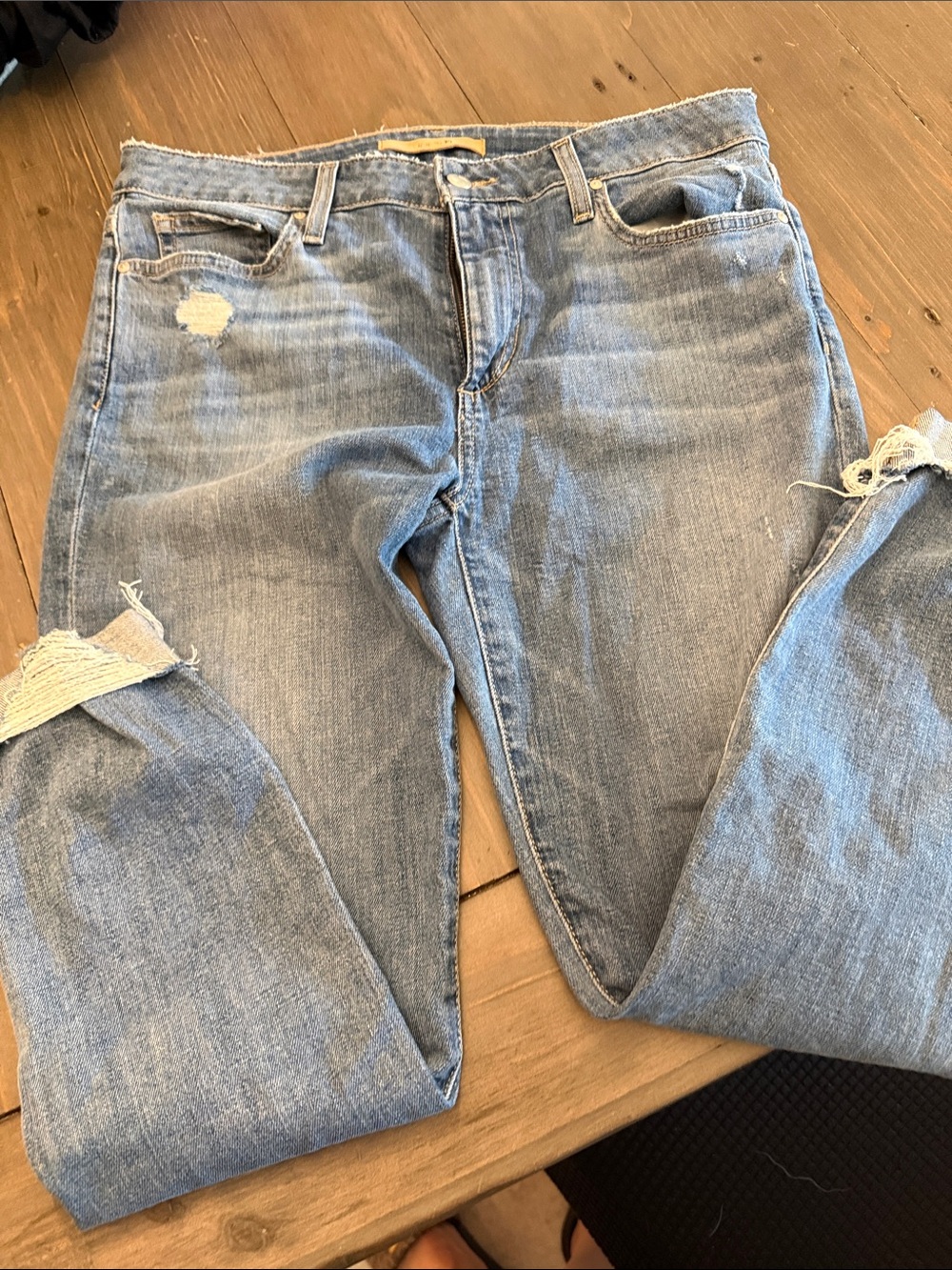 Joe's Jeans Light Blue Slim Straight Distressed women’s jeans- size 31